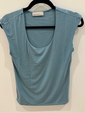 NWOT Zenana Double Layered Scoop Neck Tank Top Size L
